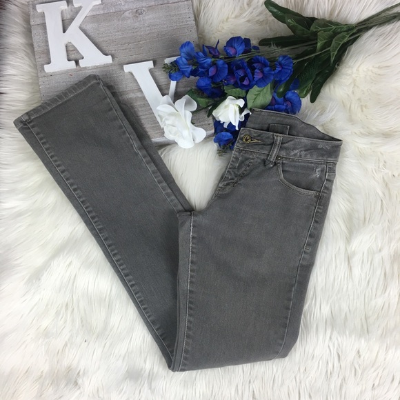 r19 jeans
